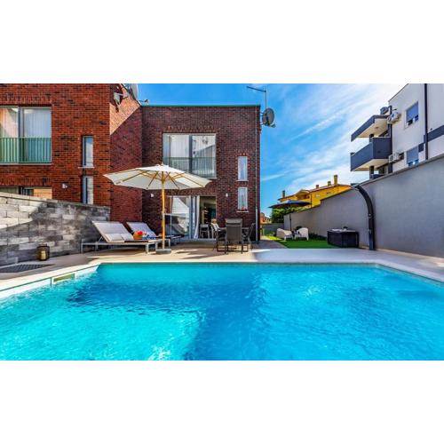Istriensonne 0763 - Villa Sky mit Pool