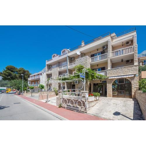 Ivana Apartments