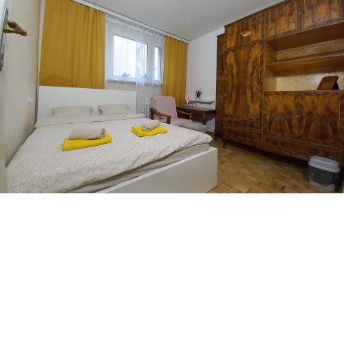 ivory house ( SOLEC )