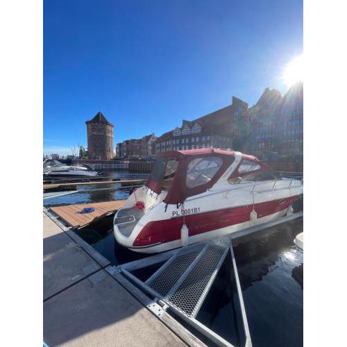 JACHT GDAŃSK centrum, 2 double beds and 1 double bed on board, 4-6 persons