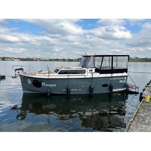 Jacht motorowy Calipso 750