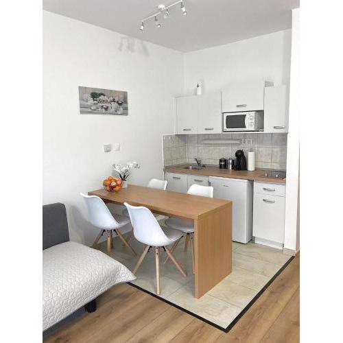 Jade Apartman