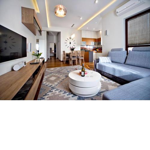 Jana Kazimierza 57 Serviced Apartments