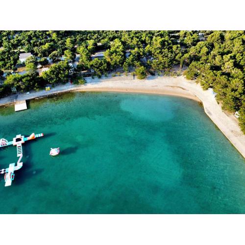 Jazine beach villas