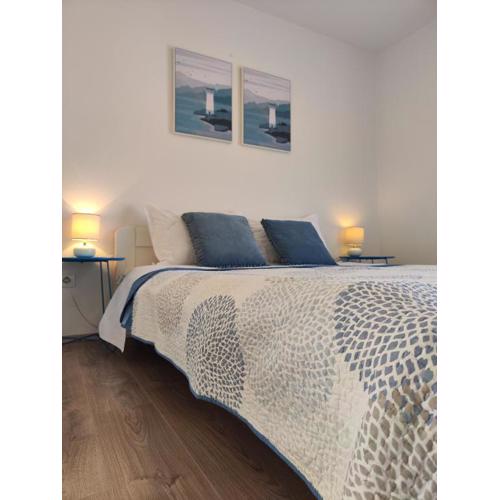 Jelsa Blue Sea View