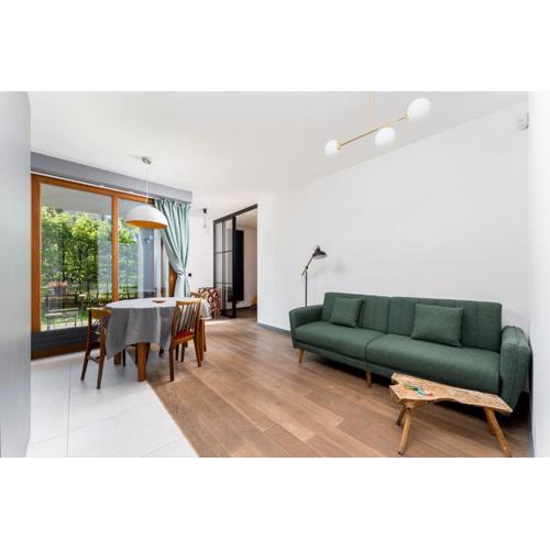 Jesionowa Homely Apartment with Garden