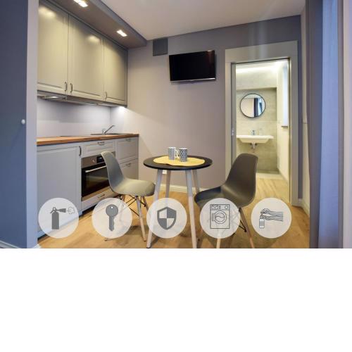 Jewish Quarter Small Apartment