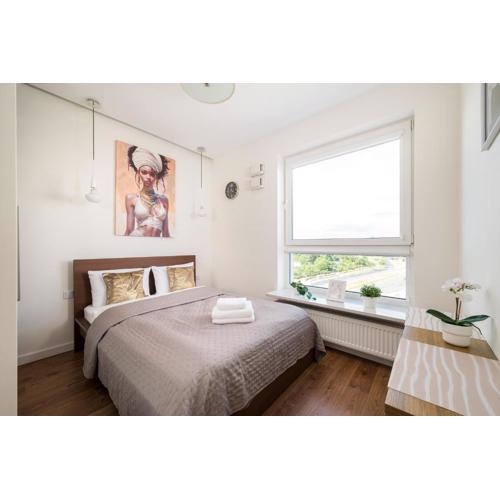 Jezioro Gocławskie View Apartment by BookingHost