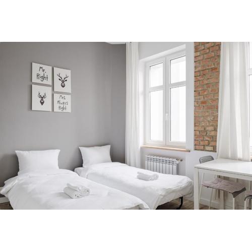 Jeżyce Comfort Apartment by BookingHost