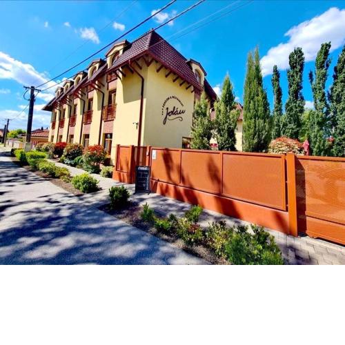 Jolán Pension & Restaurant