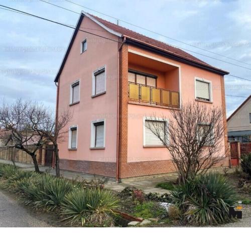 Júlia Apartmanház