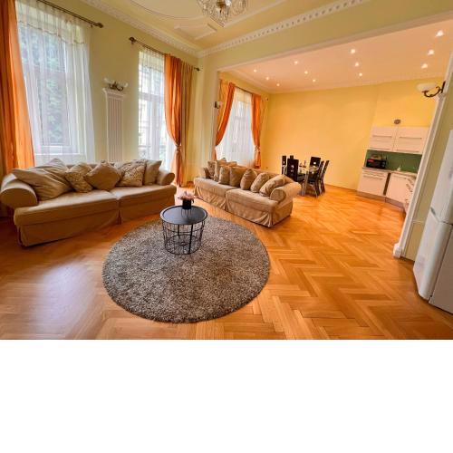 Jurincom apartments Sadová