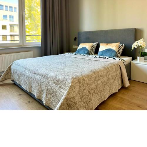 K22 Apart in Warsaw Slawinska 505