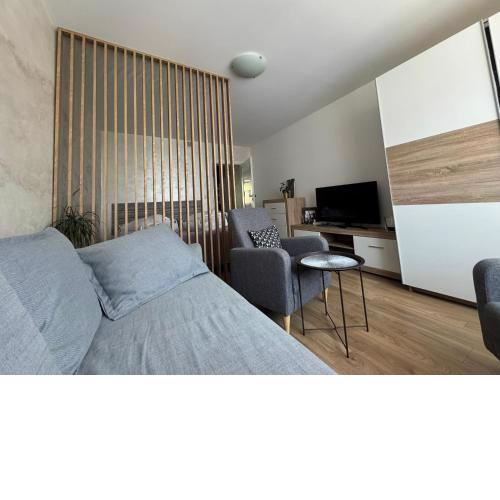 Kalwaryjska Spot Apartment in a Good Location