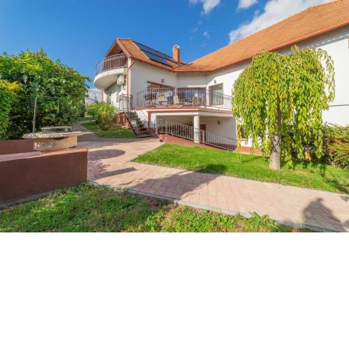 Kamilla Villa