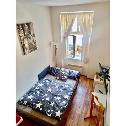 Karlin Cozy Studio