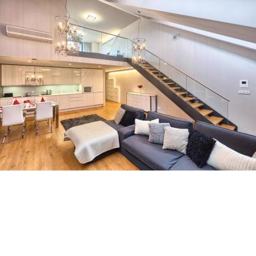 Karlin Residence by TKC