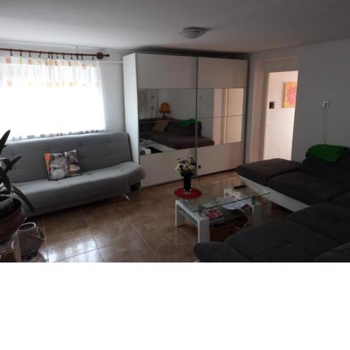 Karos Centrál Apartmanház