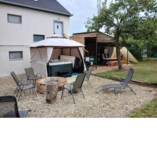 Karos Vintage House