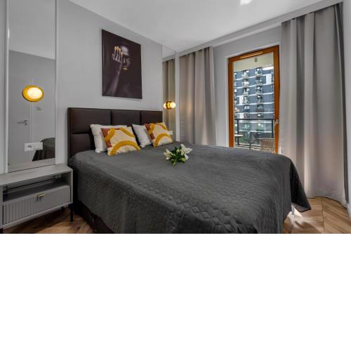 Kasprzaka 29A Business Apartments N1 - Parking, Balcony, Targi Expo - by Rentujemy
