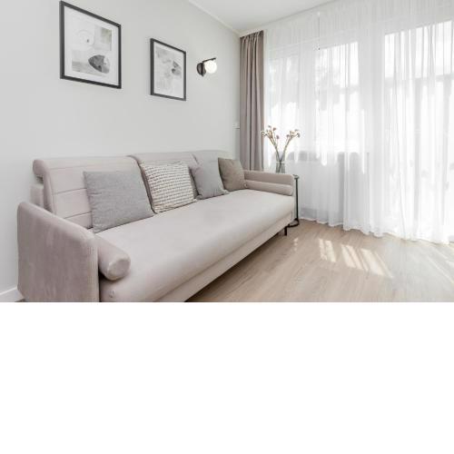 Kaszmirowy Apartament z 2 sypialniami Blisko Plaży w Gdańsku by Noclegi Renters