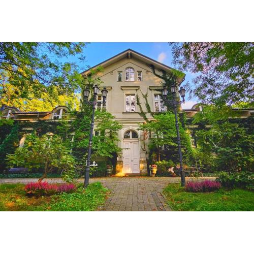 Kasztanowy Dwór