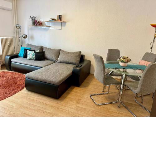Kata Apartman