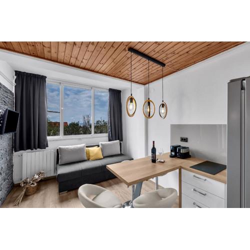 Katja Apartments