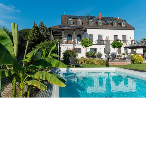 Katzer Villa