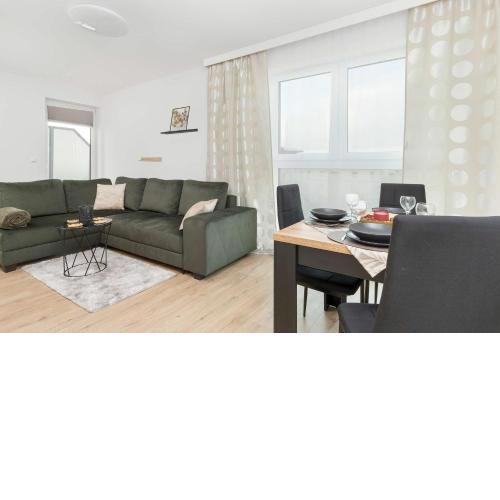 Kazimierza Wielkiego Cozy Apartment Parking by Rent like home