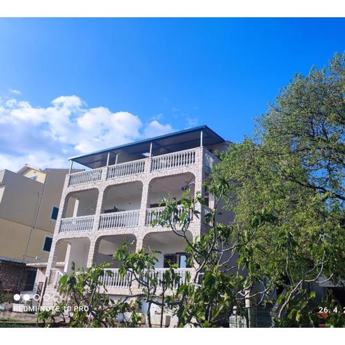 Kids Friendly Seaside Apartments Grebaštica - Šibenik
