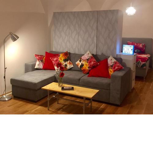 Kienreich Apartments - Moderne, ruhige Altbauwohnung im Herzen der Altstadt