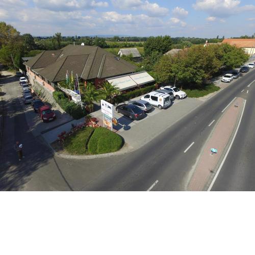 Kisduna Étterem-Panzió