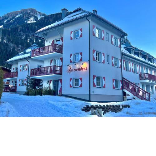 Kitz Residenz Twelve by All in One Apartments