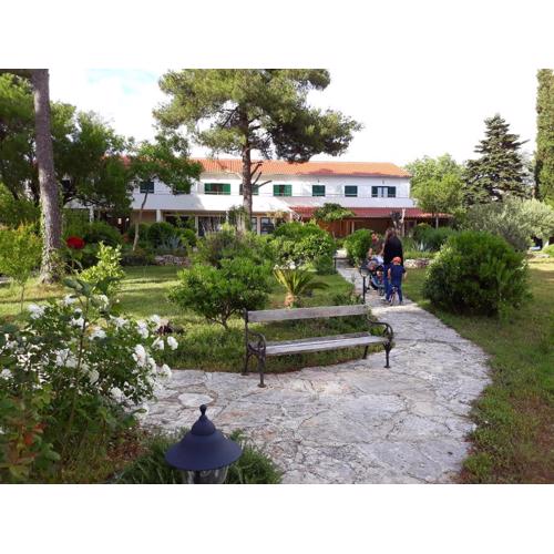 Kleine Hexe B&B Pension