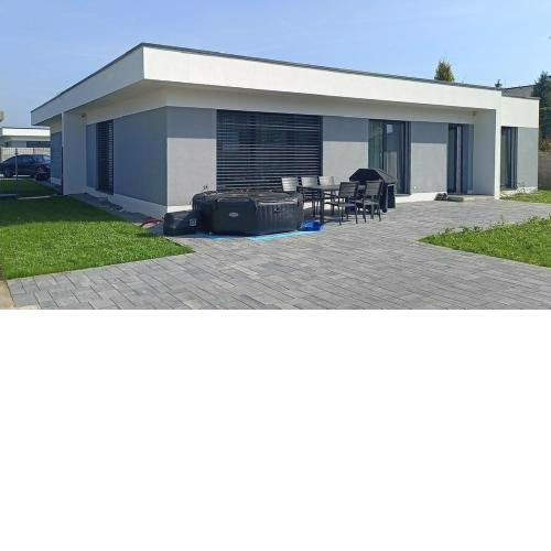 Klimatizovaný Apartmánový dom s vírivkou, 9B