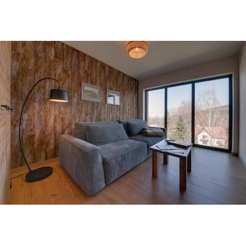Klimatyzowany Apartament Sun Seasons 24 w Świeradowie Zdroju z Parkingiem i Widokiem na Góry by Noclegi Renters