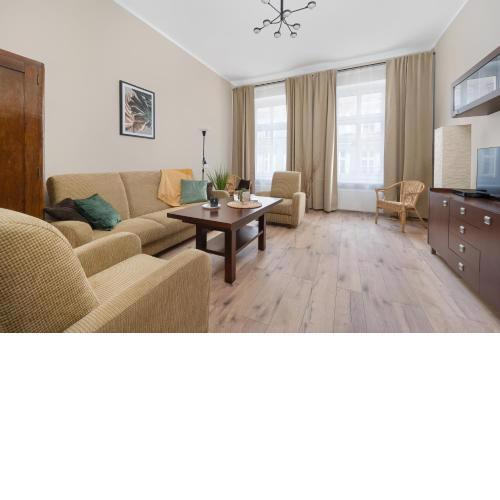 Komfortowy Apartament Blisko Rzeki we Wrocławiu z Biurkiem i Wanną by Noclegi Renters