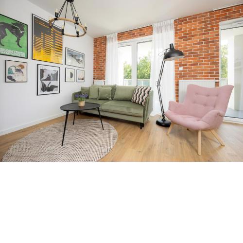Komfortowy Apartament dla 4 osób z Parkingiem by Noclegi Renters