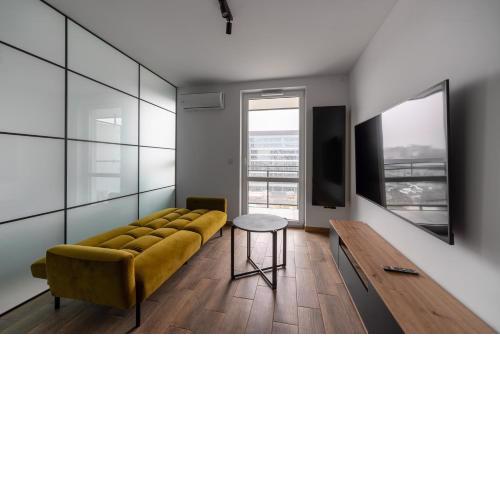 Komfortowy Apartament Warszawa Wiktoryn 6A, TV Smart, WIFI