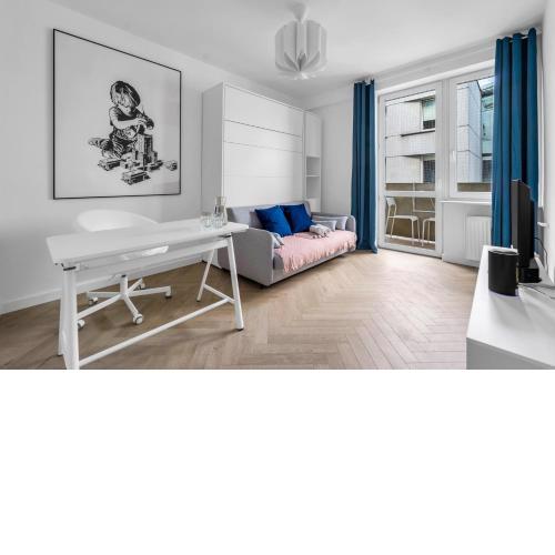 Koneser Apartment - Workspace, Balcony, Subway - by Rentujemy