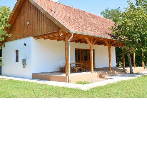 Kövidinka Vendégház