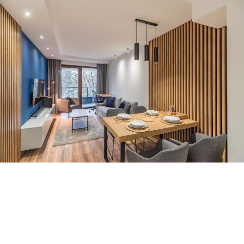Kraków Business Suite - 47m2, Balcony and Parking by Rentujemy