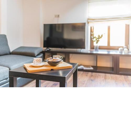 Kraków Central Apt - Top Location, AC - by Rentujemy