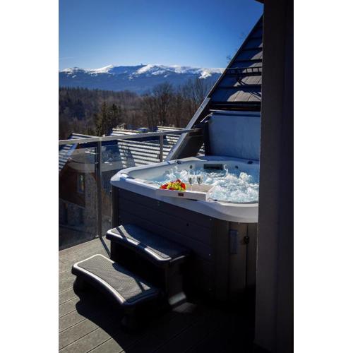 Kras-Resort Apartament 301 i 303 z widokiem na góry, prywatnym jacuzzi na tarasie i sauną