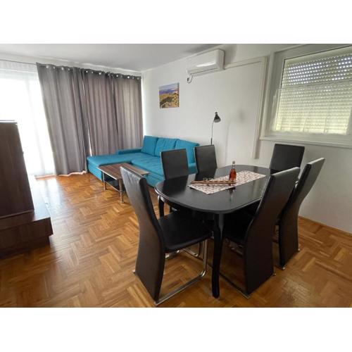 Kristina Apartmanház