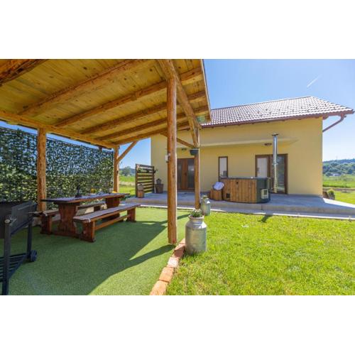 Kuća Trota - sauna, HOT TUB