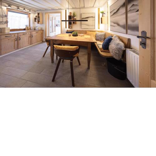 Kuschel Alpin Apartment & Traumblick Nockberge auf H1200m