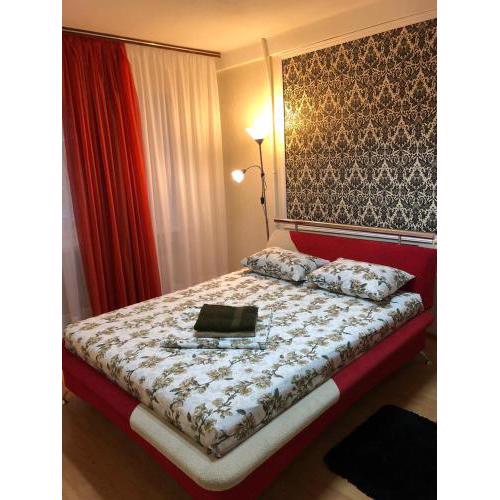 Kyiv Apartment in Pechersk on Oleksandra Kopylenko