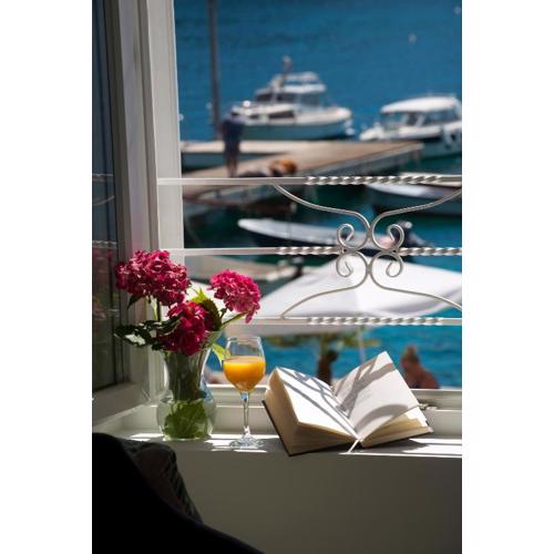 La Porta 2, seaview apartment in the center